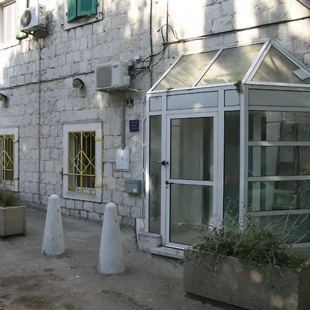 Spalacun Apartment *